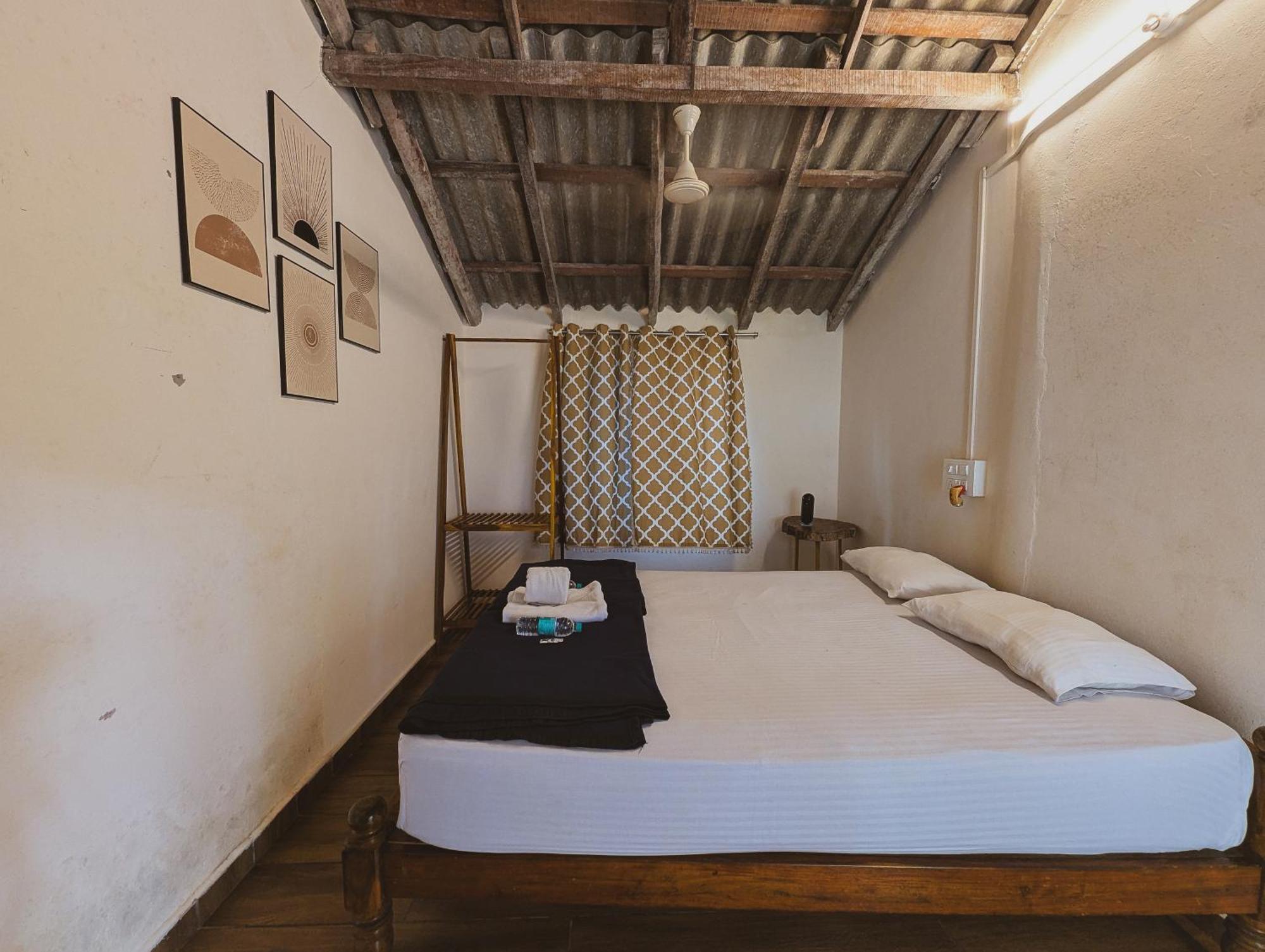 Sunset Cafe Beach Stay Gokarna  Exterior foto